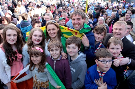 Everest climber Jason Black with his wife Sharon and family and Mayor of Letterkenny, Cllr. Dessie Larkin and scouts at the welcome home reception at Market Square, Letterkenny on Monday evening. Photo: Declan Doherty