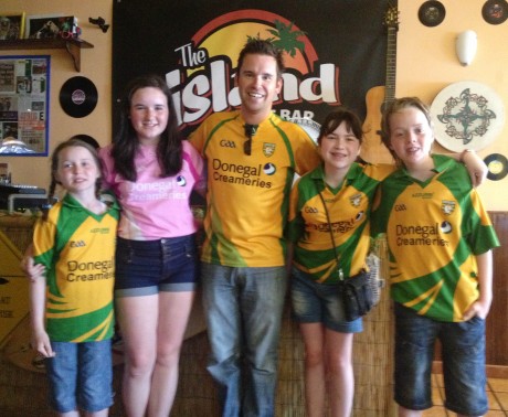 Rory Gallagher pictured with Sarah Moran, Laura Foody, Bridget Moran and Patrick Moran before watching the Donegal v Down Ulster Championship semi final in Rory's Island Bar, Lanzarote, on Sunday last.