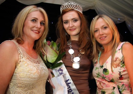 Breeda Ojo, Glasgow selector, Grace Sweeney, 2013 Mary from Dungloe, and Eilise O'Harte at the crowning cabaret.