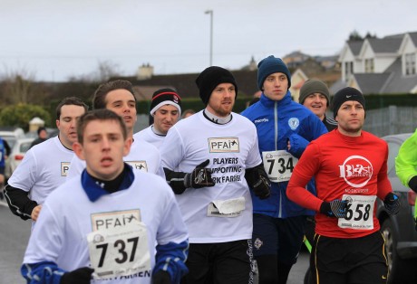 A section of the large crowd who ran the Mark Farren 5k, including Finn Harps players.