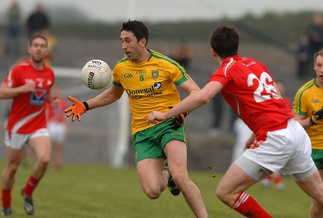 Donegal midfielder Rory Kavanagh going forward on the attack in ther game with Louth, in Fr. Tierney Park, Ballyshannon.