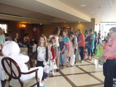 The children line up to receive their Easter eggs donatyed by Kavanagh's SuperValu of Ballybofey.