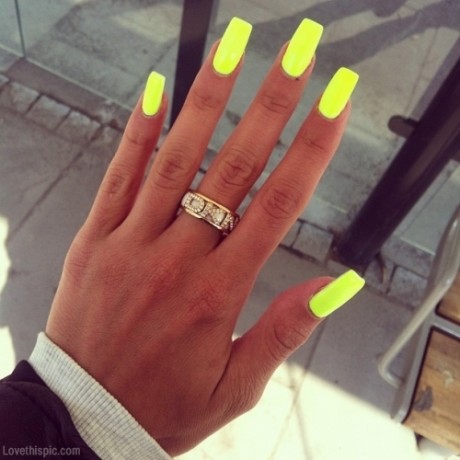 Neon Lime Green Nails.