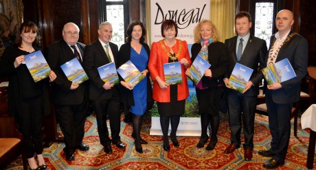 Sarah Meehan - Donegal Tourism, Barney Mc Laughlin – Donegal County Council, Shane Smyth – Donegal Tourism, Linda Duncan –Tourism Ireland in Scotland, Lord Provost Sadie Docherty - Glasgow City Council, Caroline Mulligan – Tourism Ireland, Chief Executive of Donegal County Council and Chairman of Donegal Tourism, Seamus Neely, Cathaoirleach of Donegal County Council, Cllr. John Campbell.