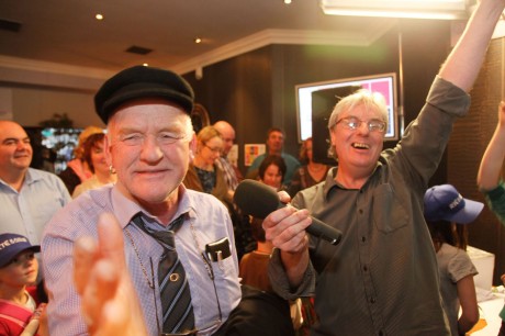 Rónán Mac Aodha Bhuí with Patsy Dan Rodgers during RTE Raidio na Gaeltachta broadcast from the Oireachtas Festival.