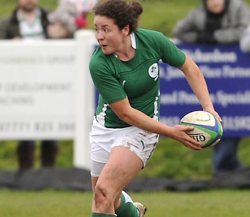 Ireland's Larissa Muldoon passes the ball.
