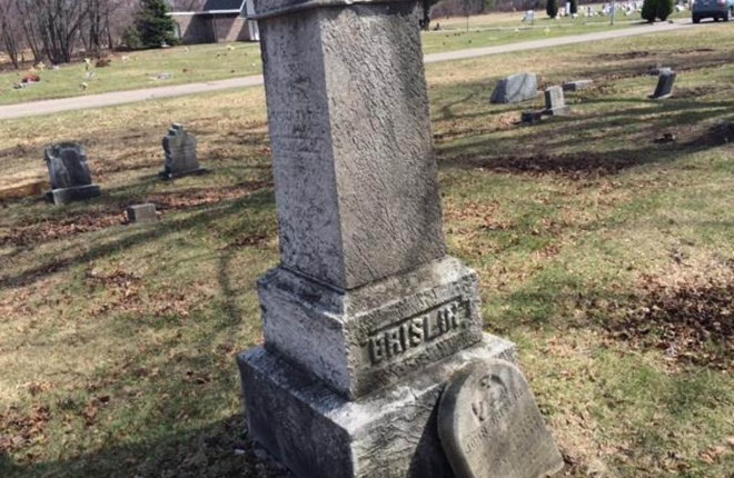 The gravestone of Condy Breslin.
