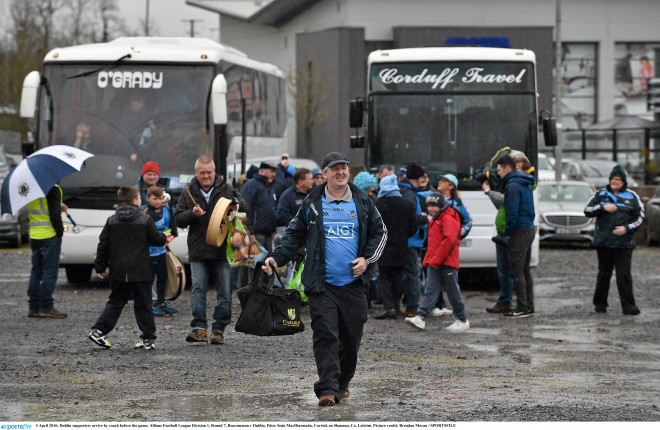 3 April 2016; Dublin supporters arrive by coach before the game. Allianz Football League Division 1, Round 7, Roscommon v Dublin. Páirc Seán MacDiarmada, Carrick on Shannon, Co. Leitrim. Picture credit: Brendan Moran / SPORTSFILE