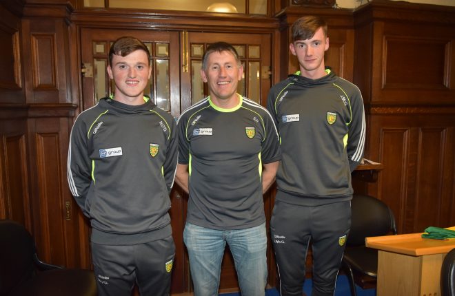 Donegal Minor joint-captains Niall O'Donnell and Jason McGee (right), with their manager Shaun Paul Barrett. Photo: Geraldine Diver.
