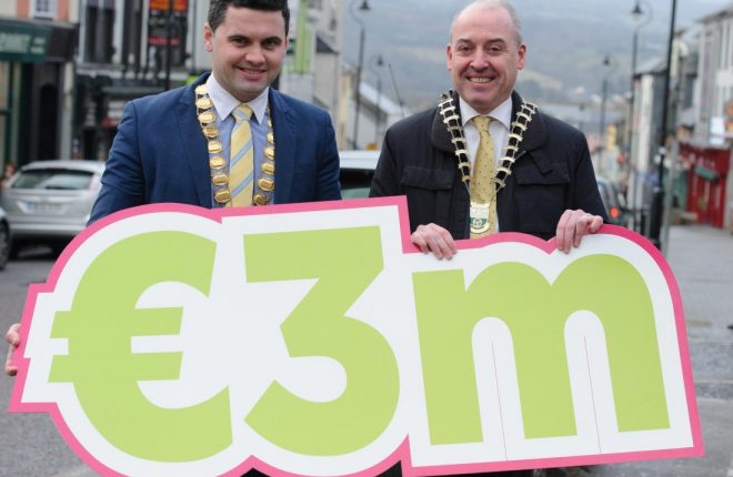 Letterkenny Chamber President, Gerard McCormick pictured with Mayor of Letterkenny Municipal District James Pat McDaid celebrating ShopLK Gift Card Sales.    