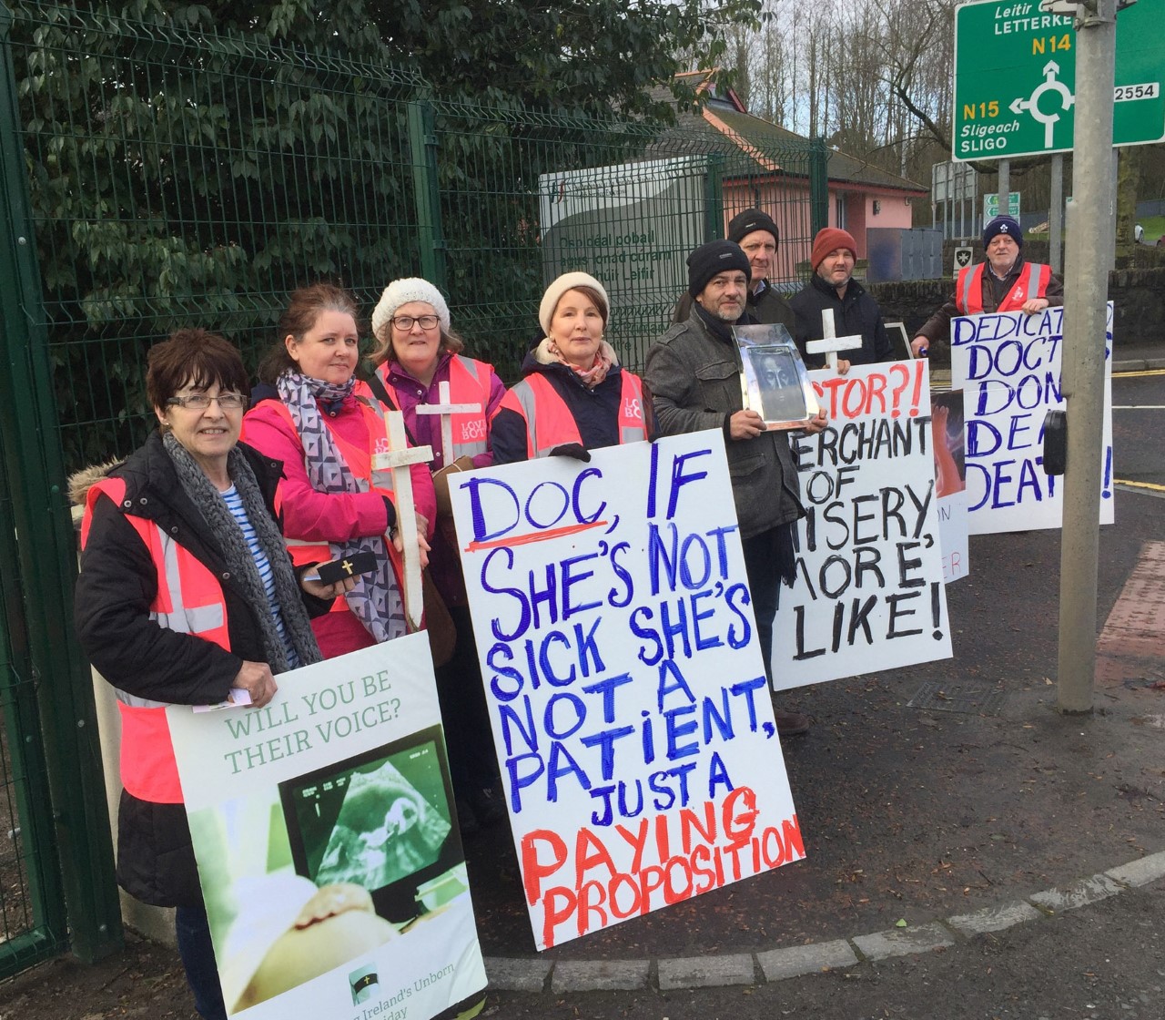 Anti-abortion group pickets hospital for second week - Donegal News